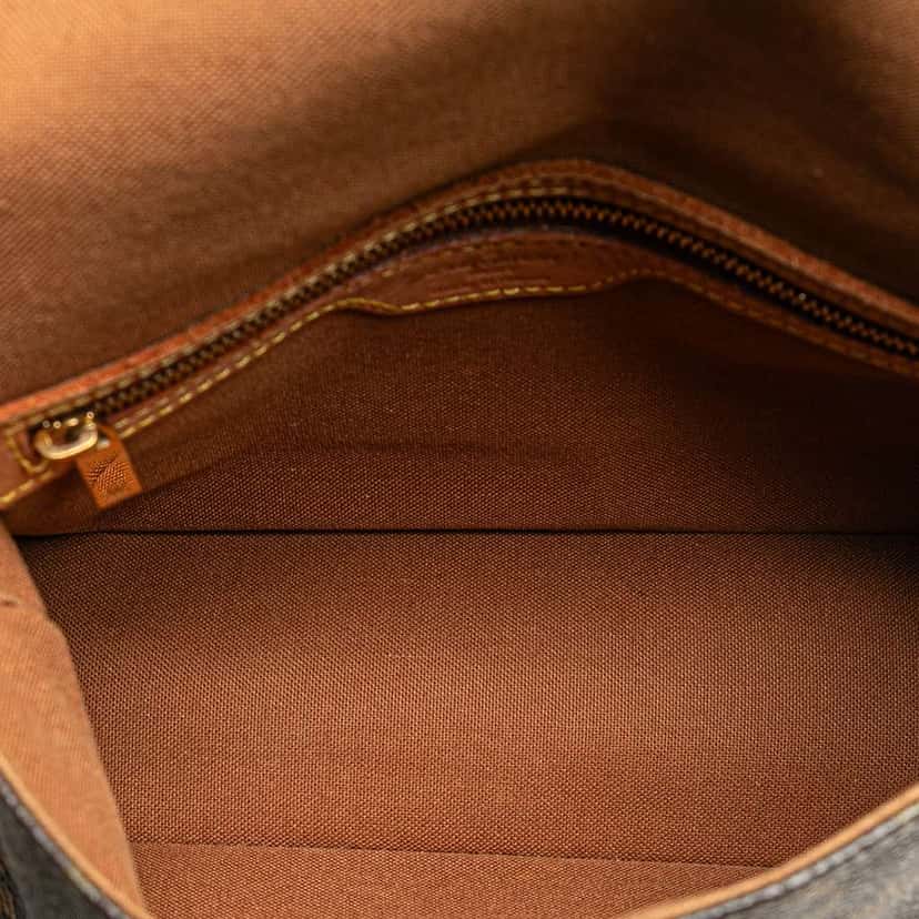 Louis Vuitton Monogram Mini Looping Brown Fair condition - Model View