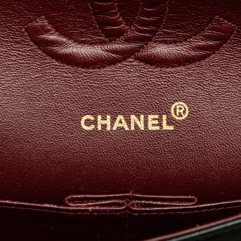 Chanel Medium Classic Lambskin Double Flap Black Leather Good condition - Box View