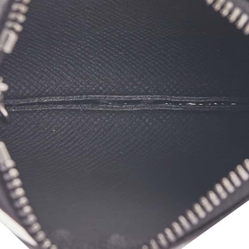 Louis Vuitton Monogram Eclipse Reverse Pochette Cles Grey Good condition - Model View