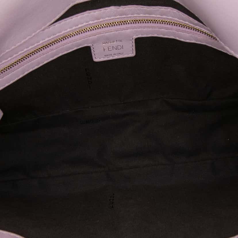 Fendi Medium Leather Embossed FF Baguette Satchel Pink Leather Good condition - Model View