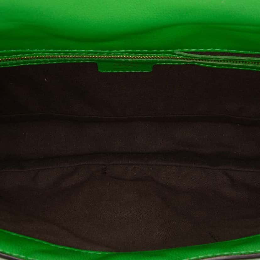 Fendi Zucca Embossed Leather Baguette Satchel Green Leather Good condition - Model View