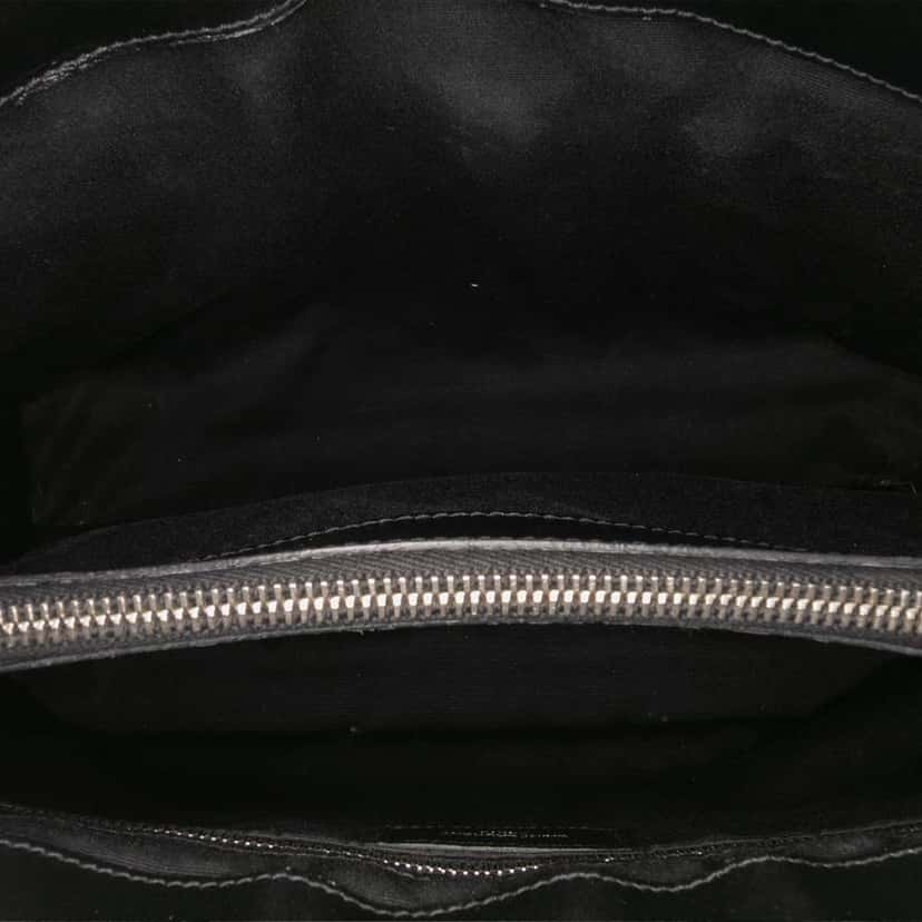 Saint Laurent Medium Chevron Leather Monogram LouLou Shoulder Bag Black Leather Good condition - Model View