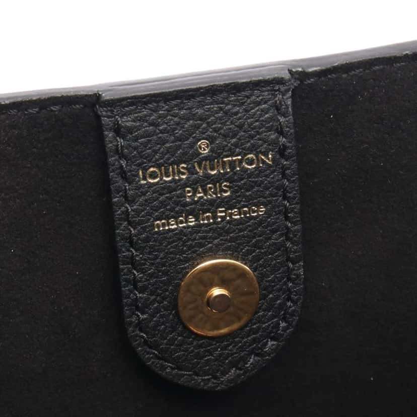 Louis Vuitton Leather Lockmeto Satchel Black Leather Good condition - Model View