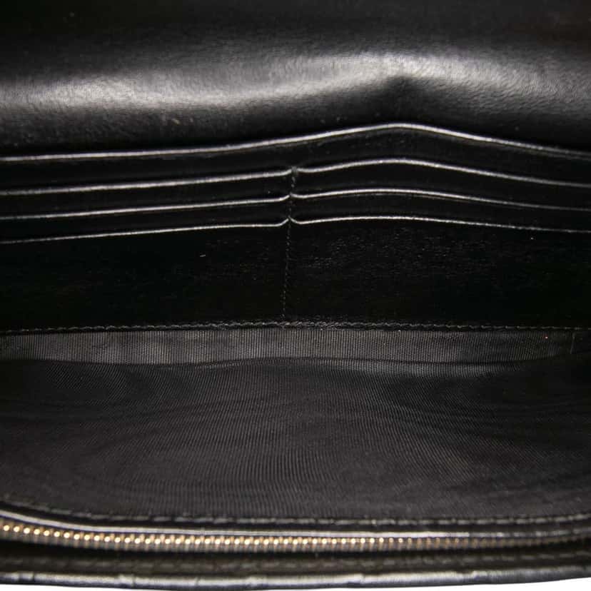 Gucci Guccissima Wallet on Chain Black Leather Good condition - Model View