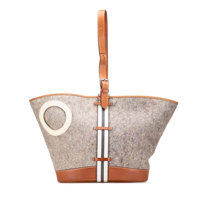 Hermès Felt Camails Bucket Bag Grey Wool Good condition - Front View