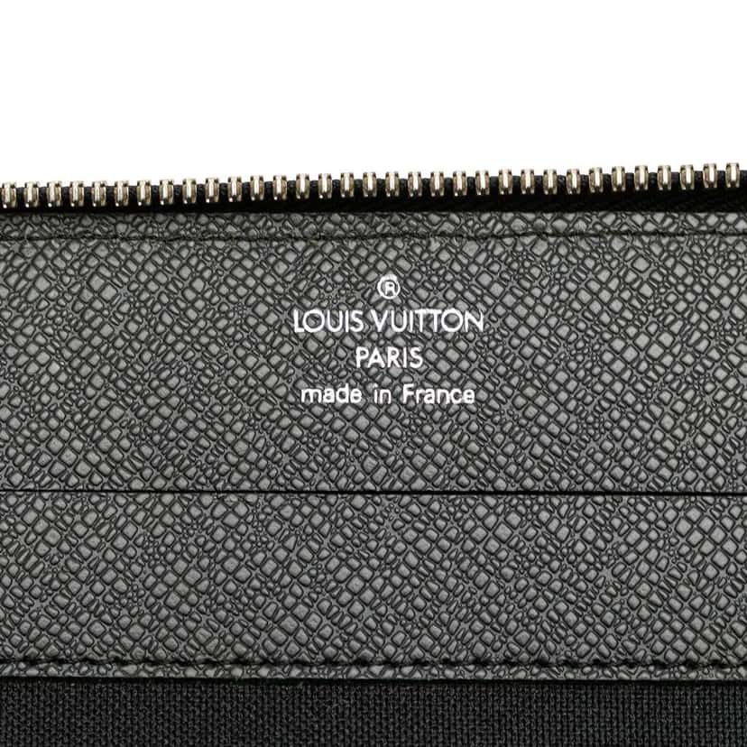 Louis Vuitton Taiga Vladimir Portfolio Black Leather Good condition - Box View