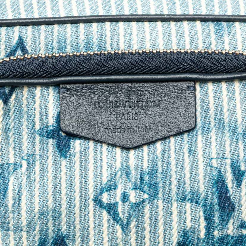 Louis Vuitton Monogram Denim Watercolor Hickory Stripes Outdoor Pouch Blue Denim Good condition - Box View