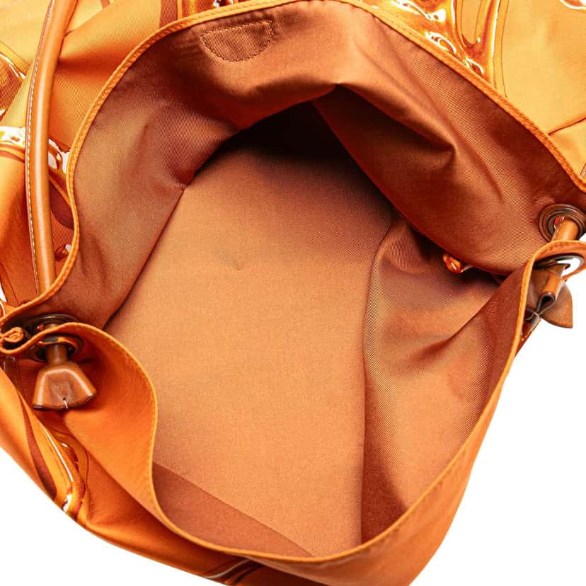 Hermès Vif Argent Silky City 38 Orange Silk Good condition - Model View