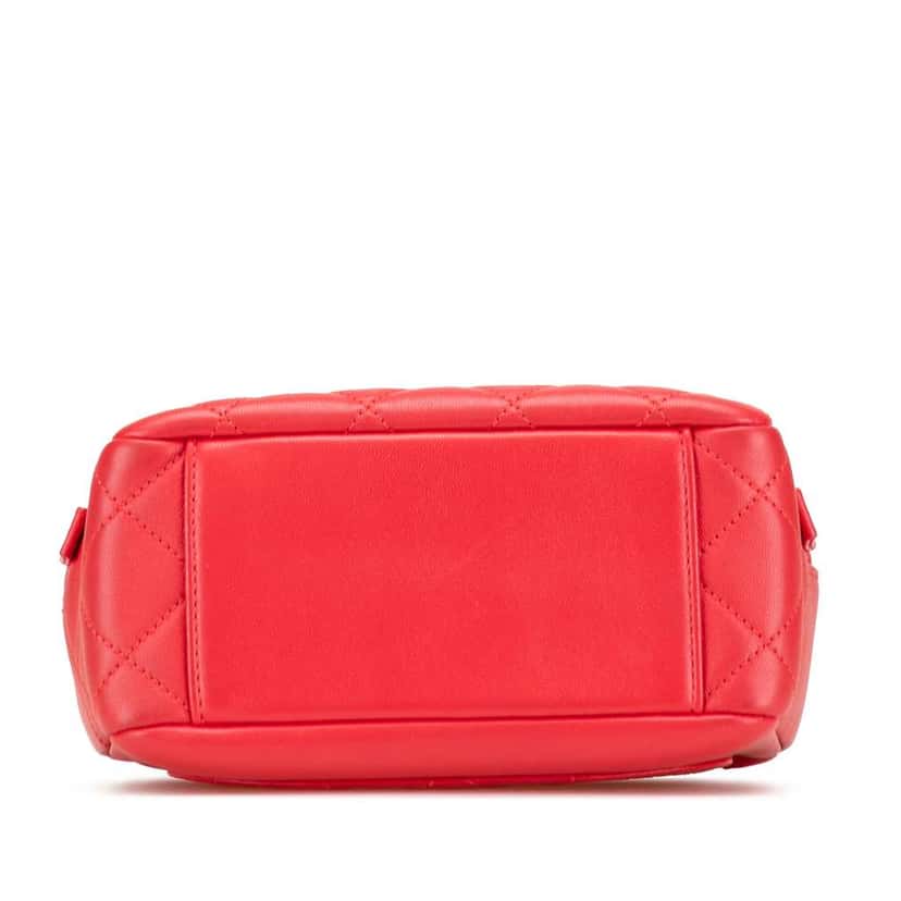 Chanel Quilted Lambskin Studded Beauty Begins Camera Bag Red Leather Good condition - Inside View