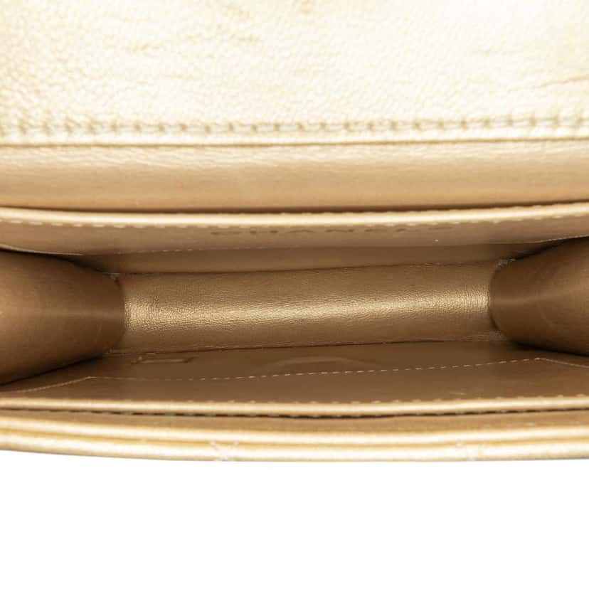 Chanel Small Lambskin Chic Pearls Flap Gold Leather Very good condition - Box View