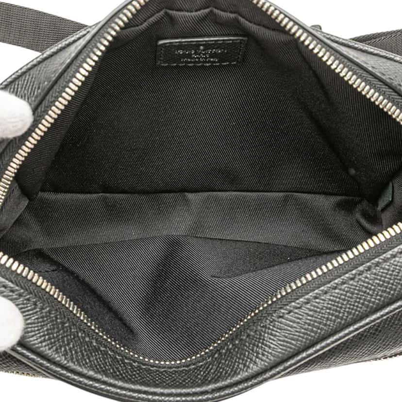 Louis Vuitton Monogram Eclipse Outdoor Bumbag Black Good condition - Model View