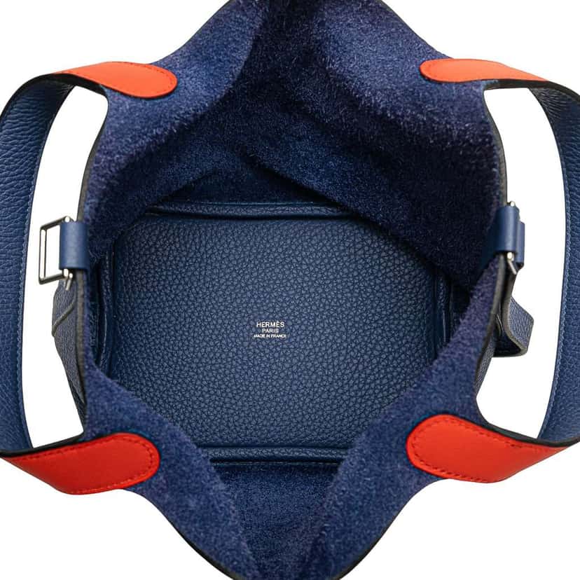 Hermès Clemence and Swift Picotin Lock 18 Eclat Blue Leather Good condition - Model View