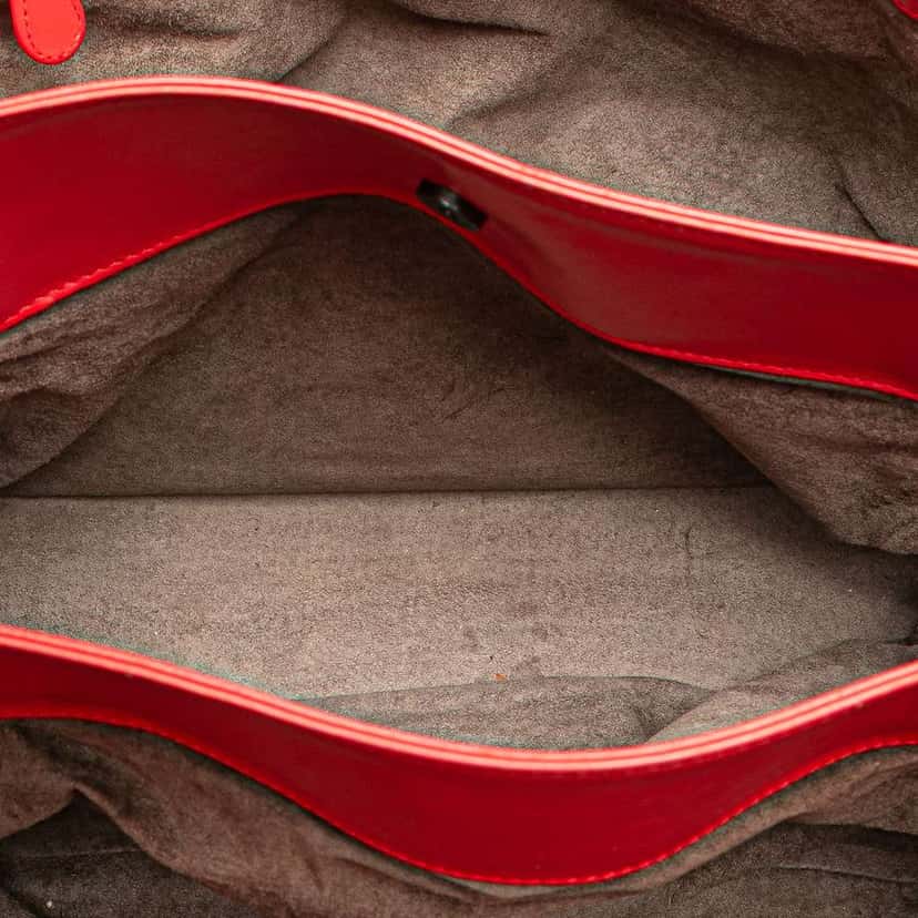 Bottega Veneta Medium Nappa Intrecciato Roma Tote Red Leather Good condition - Model View