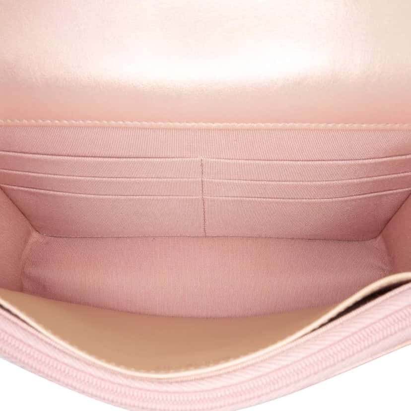 Chanel Quilted Iridescent Lambskin Wallet on Chain Pink Leather Good condition - Model View