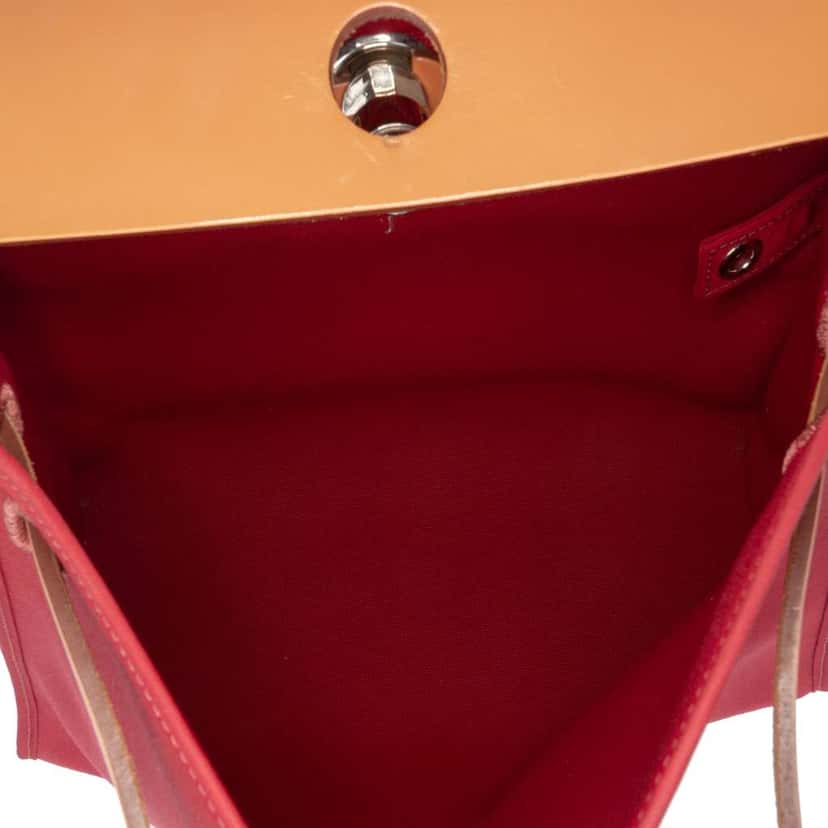 Hermès Toile Herbag Zip 31 Red Canvas Good condition - Model View