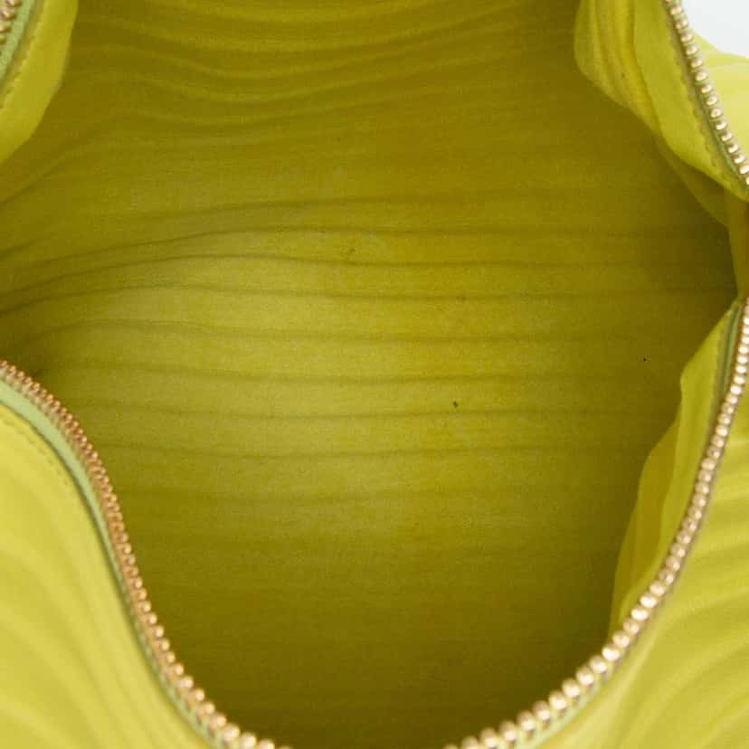 Loewe Pleated Nappa Bracelet Pouch Yellow Leather Good condition - Model View