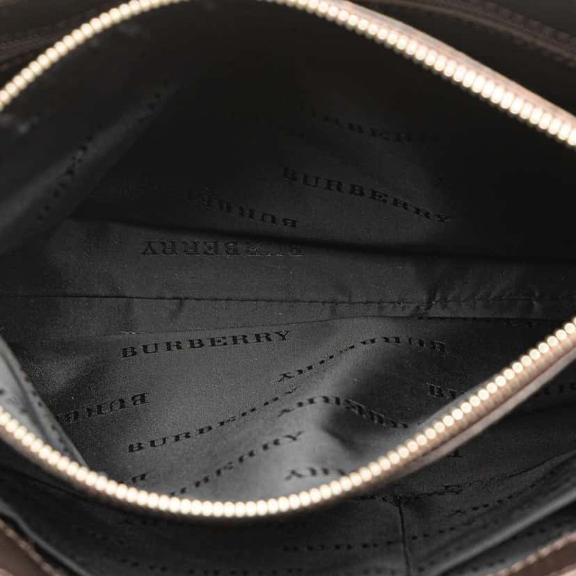 Burberry House Check Canvas Tote Brown Canvas Good condition - Model View