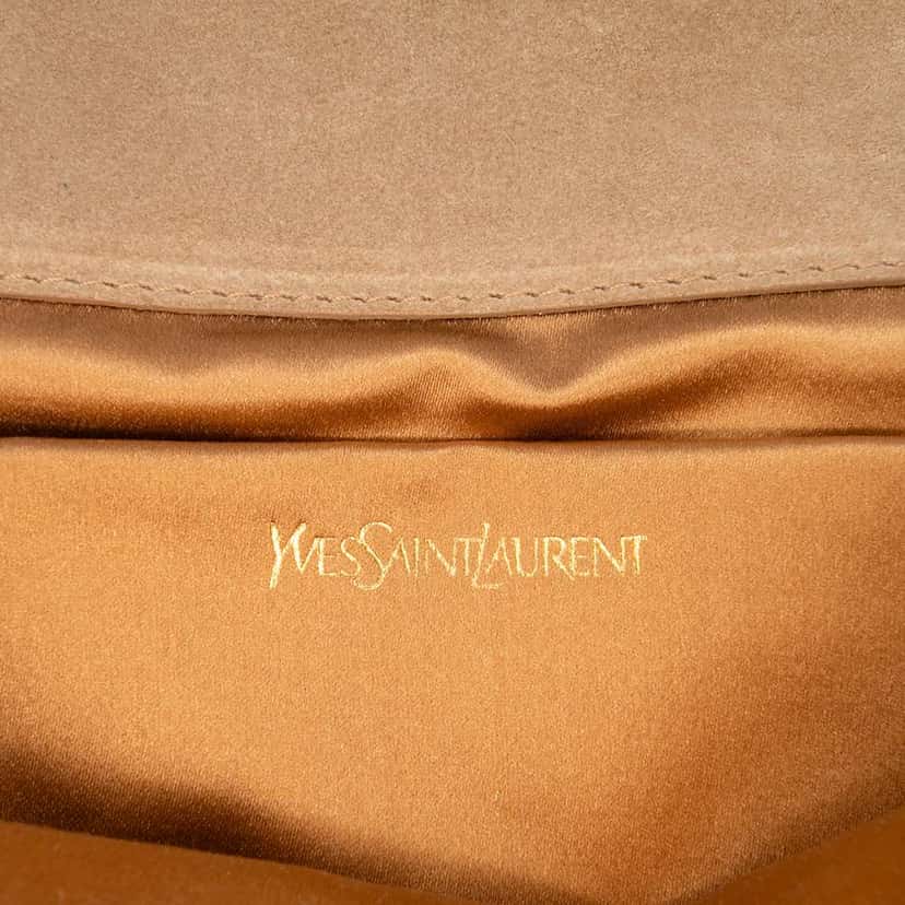 Saint Laurent Patent Chyc Ligne Clutch Gold Leather Good condition - Box View
