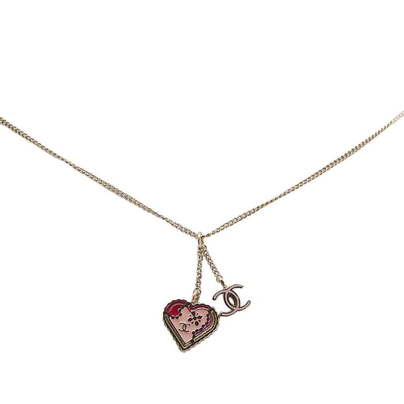 Chanel Gold Plated Enamel CC Heart Pendant Necklace Gold Metal Good condition - Front View