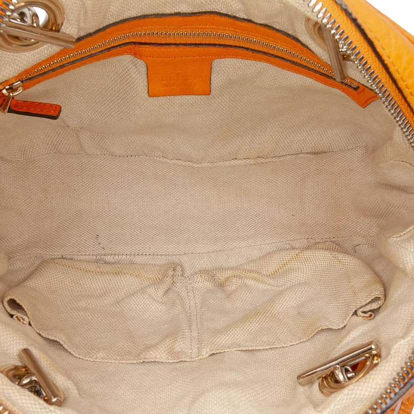 Gucci Leather Soho Chain Zip Shoulder Bag Orange Leather Good condition - Model View