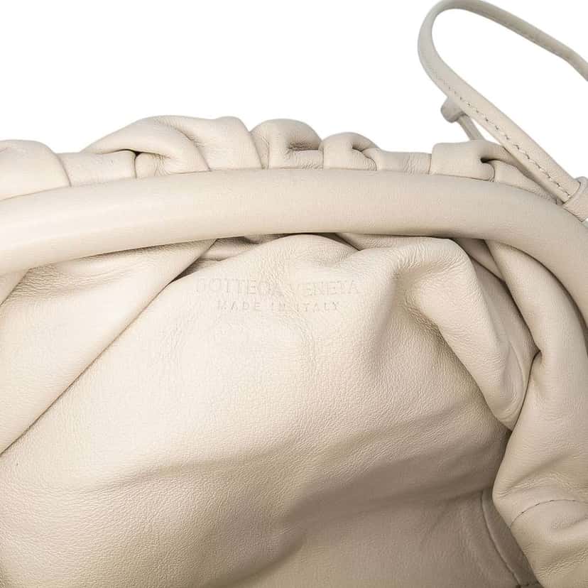 Bottega Veneta Lambskin The Mini Pouch Crossbody White Leather Good condition - Box View