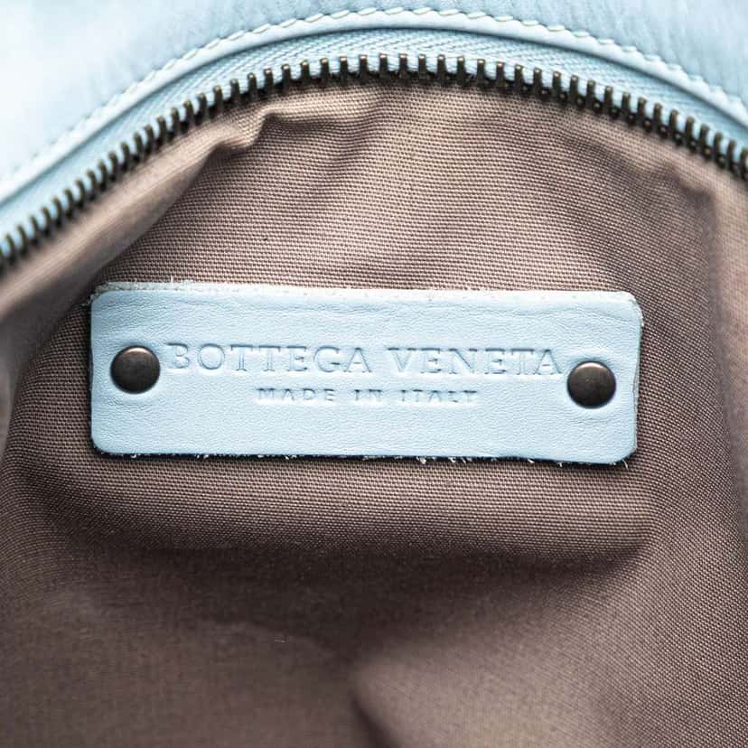 Bottega Veneta Nappa Intrecciato Crossbody Blue Leather Good condition - Box View