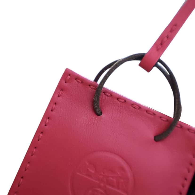Hermès Milo Lambskin Shopping Bag Charm Pink Leather Good condition - Box View