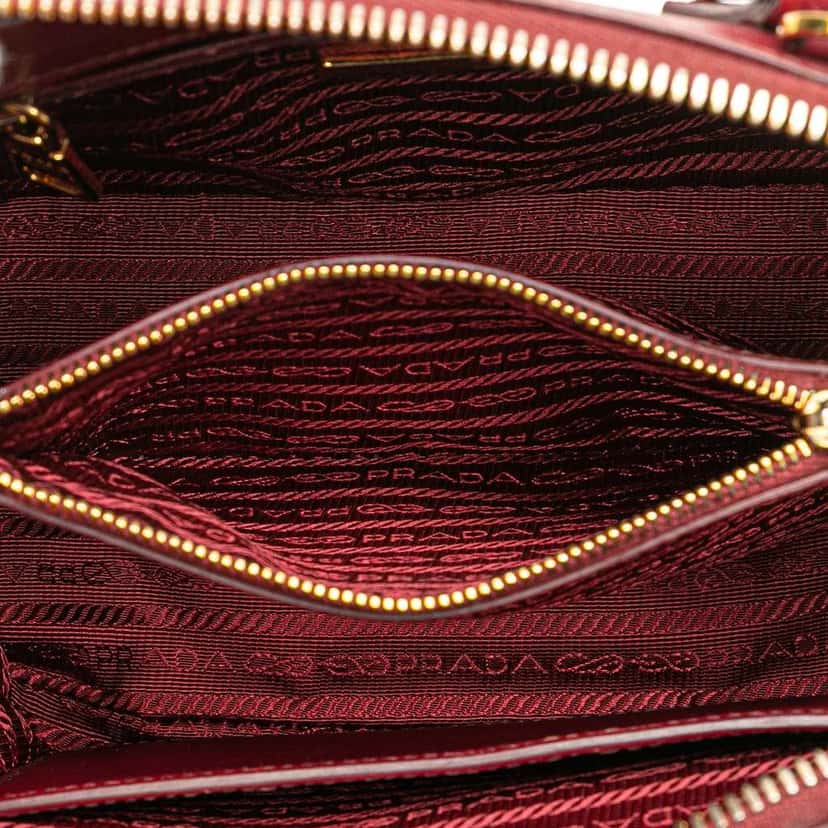 Prada Small Saffiano Lux Promenade Satchel Red Leather Fair condition - Model View