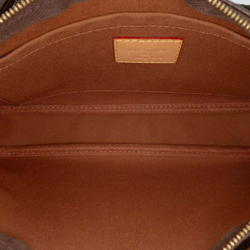 Louis Vuitton Monogram Multi Pochette Accessoires Brown Good condition - Model View