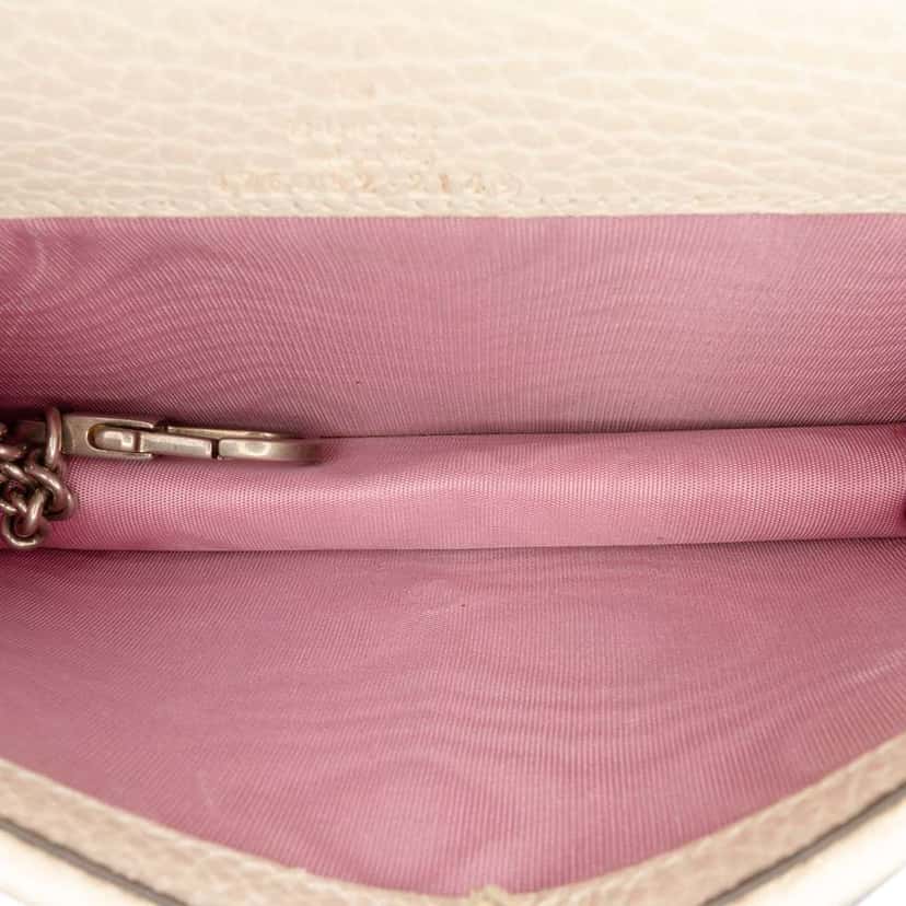 Gucci Mini Dionysus Leather Crossbody White Leather Good condition - Model View