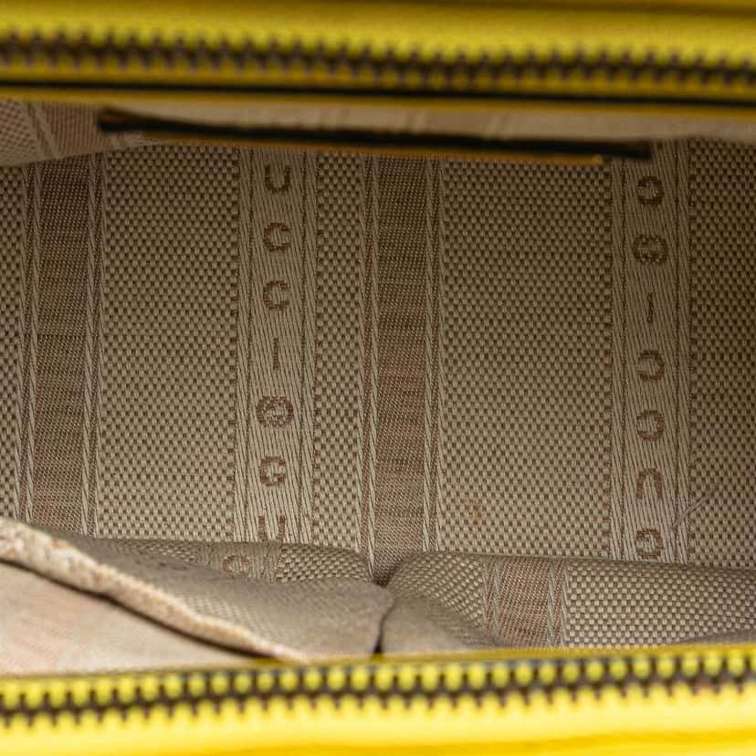 Gucci Patent Bright Bit Satchel Yellow Leather Good condition - Model View