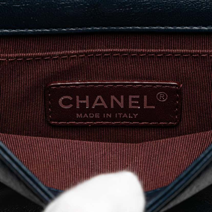 Chanel Mini Acrylic and Calfskin Boy Brick Flap Blue Leather Good condition - Box View