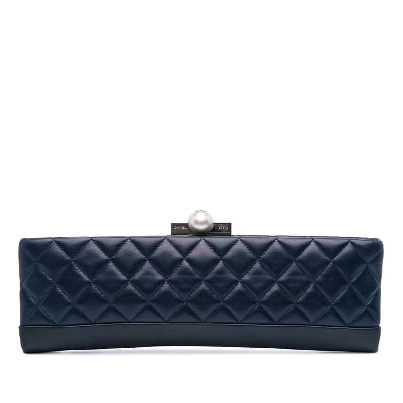 Chanel CC Quilted Lambskin Pearl Evening Baguette Clutch Blue Leather Good condition - Front View