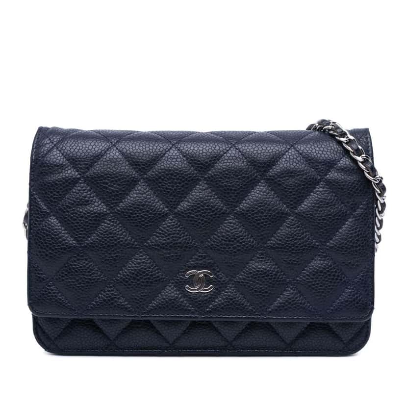 Chanel CC Quilted Caviar Wallet on Chain Blue Leather Good condition - Front View