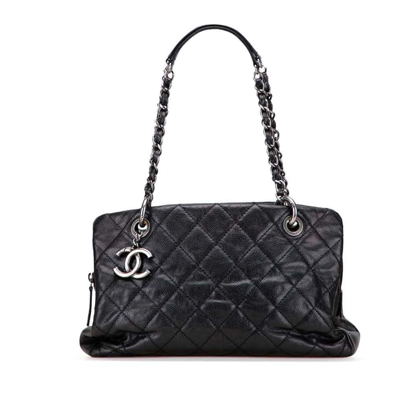 Chanel Quilted Iridescent Caviar Chic Shopping Tote Black Leather Good condition - Front View