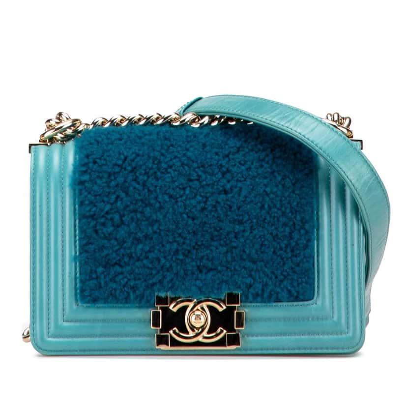 Chanel Small Shearling Boy Flap Blue Good condition - Front View