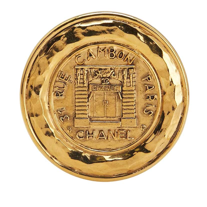 Chanel Gold Plated 31 Rue Cambon Round Brooch Gold Metal Good condition - Front View