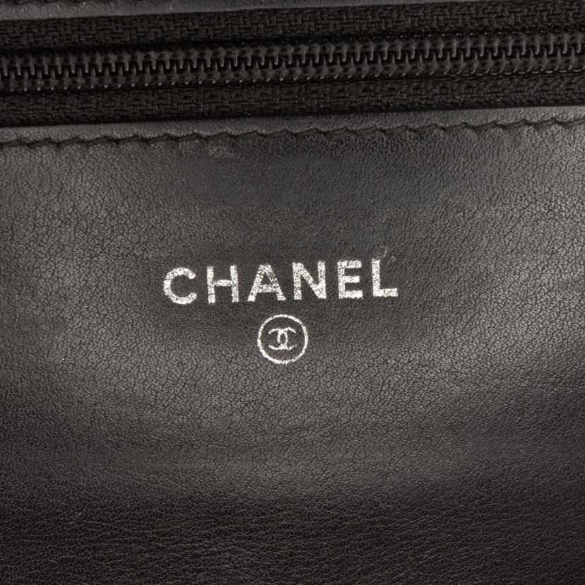 Chanel Quilted Patent Brilliant Wallet On Chain Black Leather Good condition - Box View