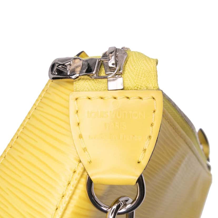 Louis Vuitton Epi Pochette Accessoires Yellow Leather Good condition - Box View