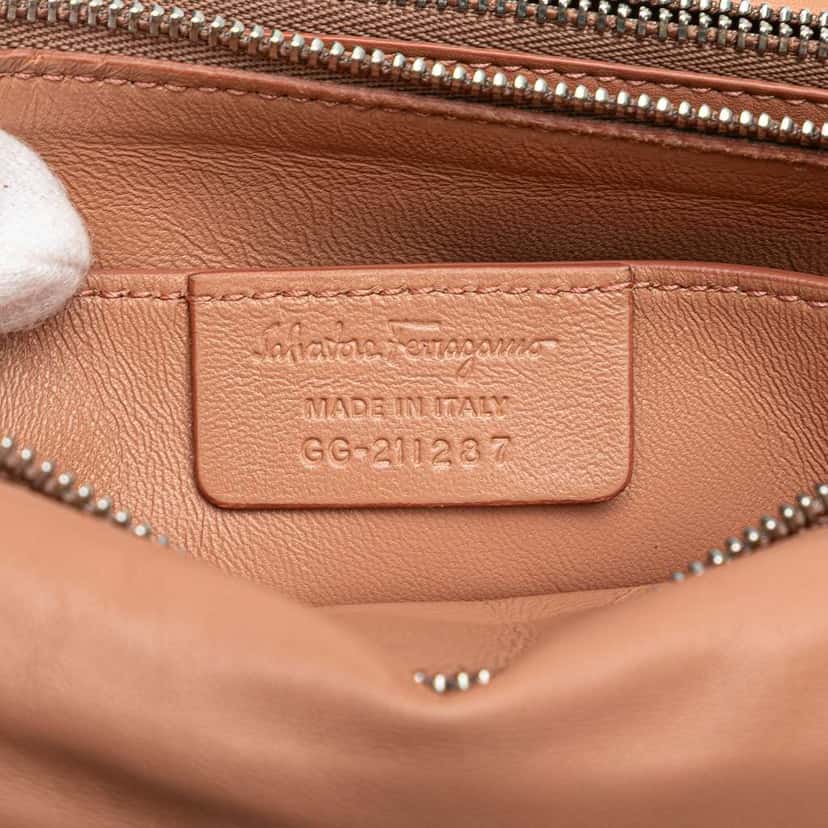 Salvatore Ferragamo Small Padded Leather Viva Bow Shoulder Bag Pink Leather Good condition - Box View