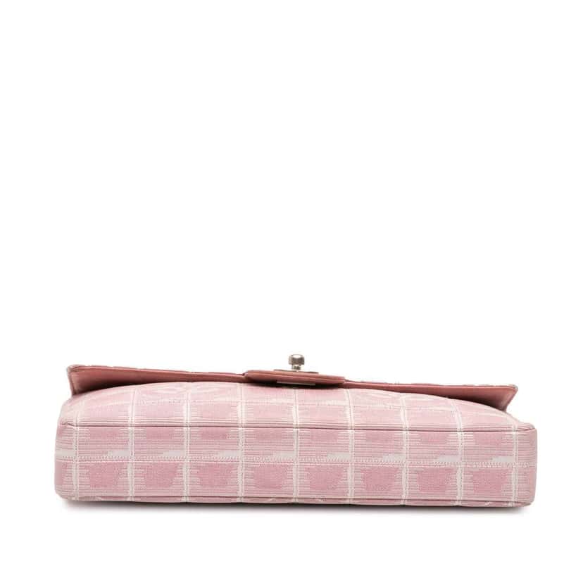 Chanel New Travel Line Nylon East West Flap Pink Good condition - Inside View