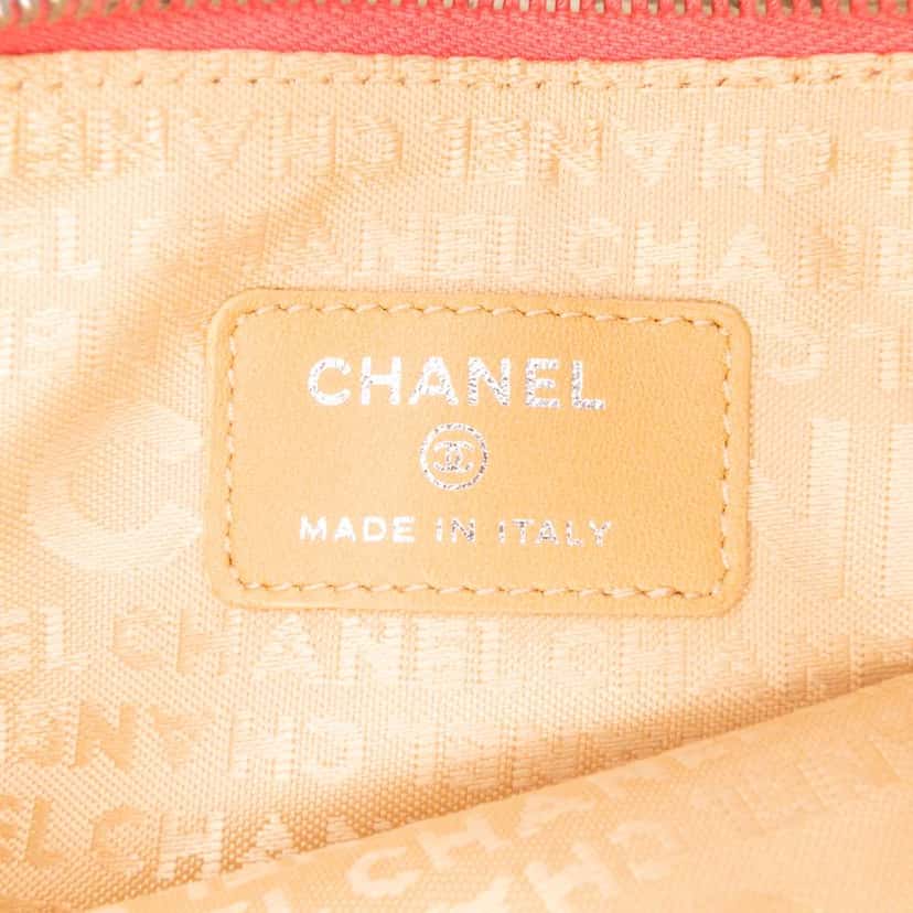 Chanel Lambskin Precious Symbols Pochette Pink Leather Good condition - Box View