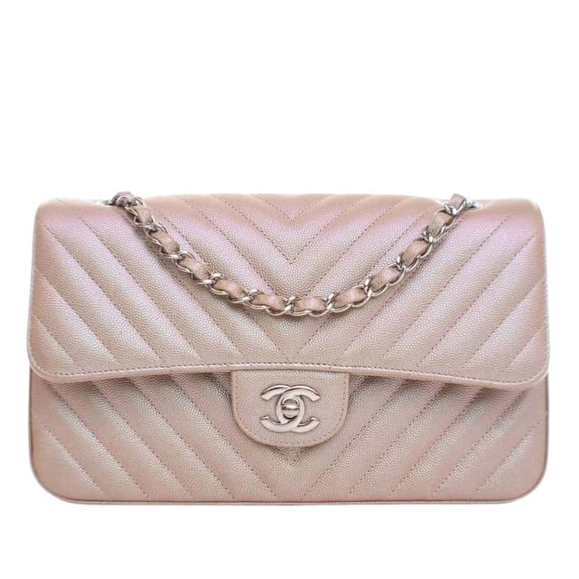 Chanel Medium Classic Chevron Iridescent Caviar Double Flap Pink Leather Good condition - Front View