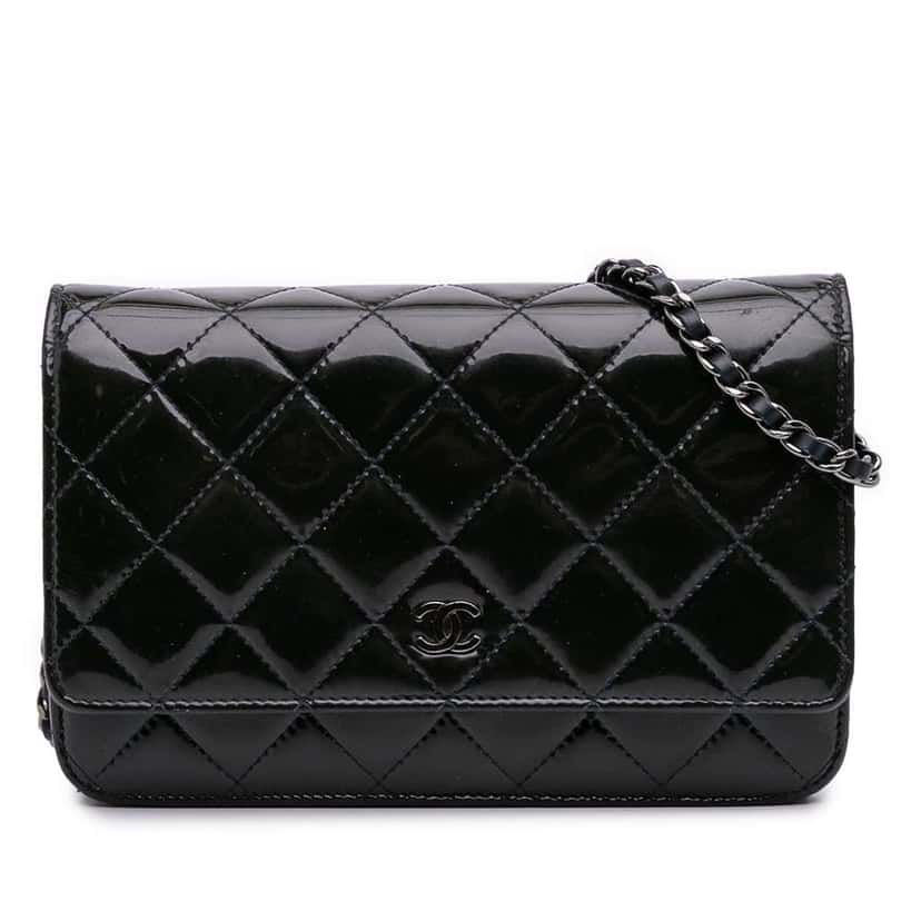 Chanel CC Quilted Patent Wallet On Chain Black Leather Good condition - Front View