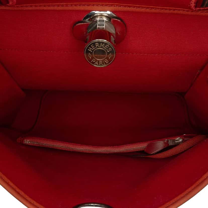 Hermès Toile Herbag Zip 31 Red Canvas Good condition - Model View