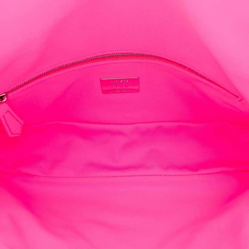 Fendi Medium Embossed Lycra Baguette Satchel Pink Polyester Good condition - Model View