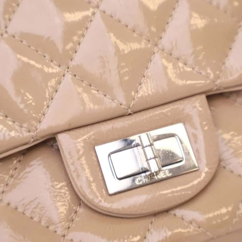 Chanel Reissue 2.55 Quilted Patent Double Flap 227 Brown Leather Good condition - Box View