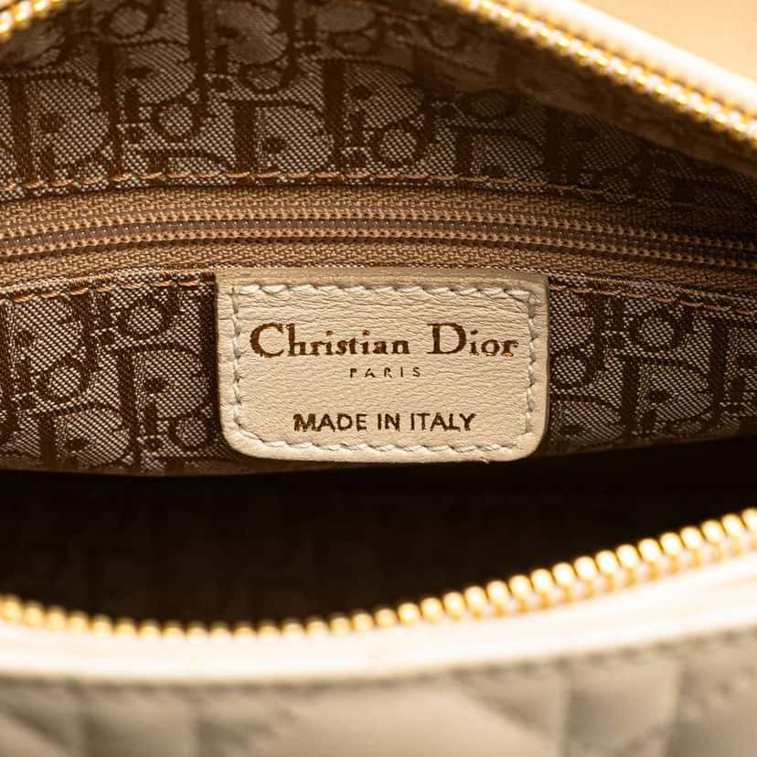 Dior Medium Lambskin Cannage Lady Dior White Leather Good condition - Box View