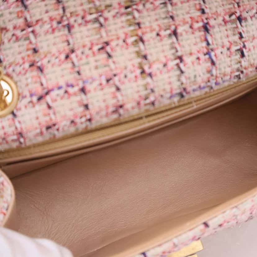 Chanel Mini Reissue 2.55 Tweed Single Flap 224 Pink Tweed Good condition - Box View