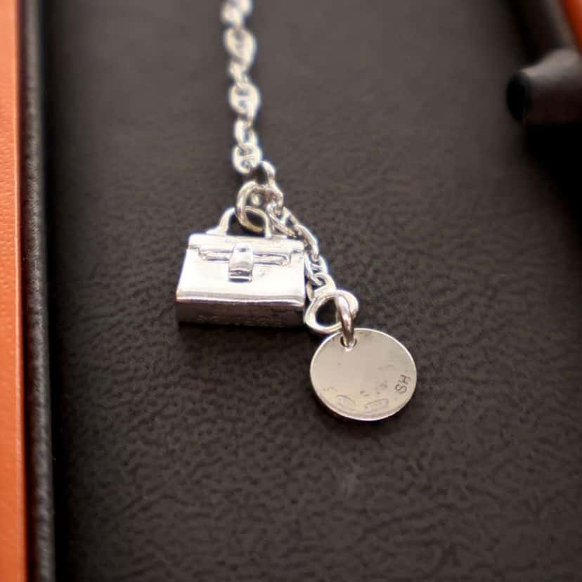 Hermès Sterling Silver Amulettes Kelly Bracelet Silver Silver Good condition - Back View